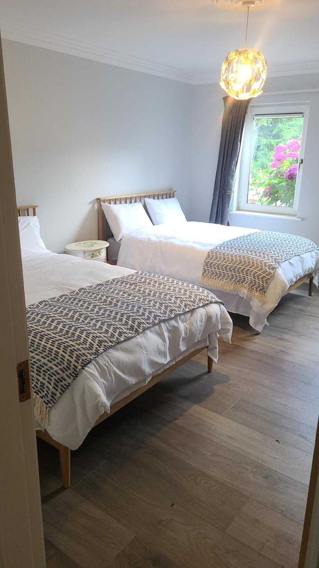 Large En-Suite Room Килларни Экстерьер фото